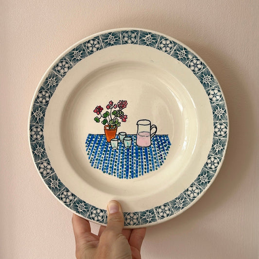 Illustrated Vintage Plate - to hang on the wall